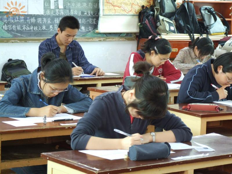 南京高考生复读哪家好 看历年的高考提分案例v